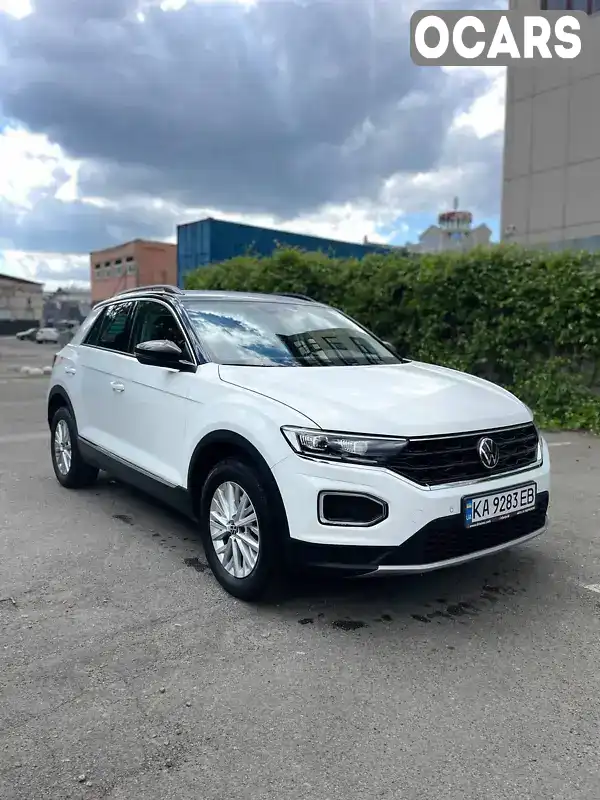 Позашляховик / Кросовер Volkswagen T-Roc 2021 1.5 л. Автомат обл. Київська, Київ - Фото 1/21