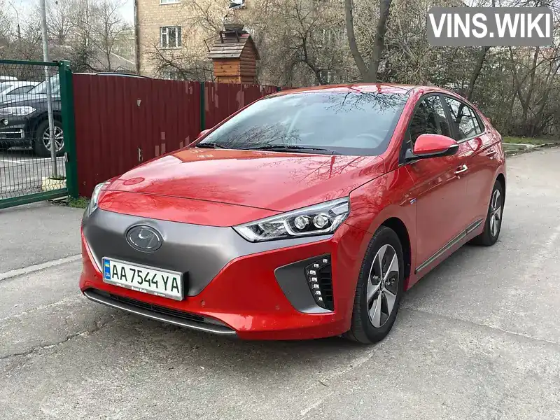 Хэтчбек Hyundai Ioniq 2017 null_content л. Автомат обл. Киевская, Киев - Фото 1/21