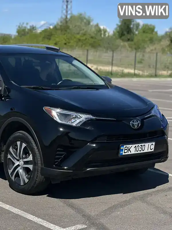 Внедорожник / Кроссовер Toyota RAV4 2018 2.5 л. Автомат обл. Ровенская, Ровно - Фото 1/21