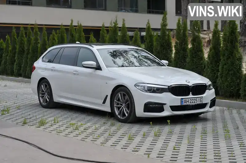 WBAJN51070B264254 BMW 5 Series 2018 Універсал 2.99 л. Фото 1