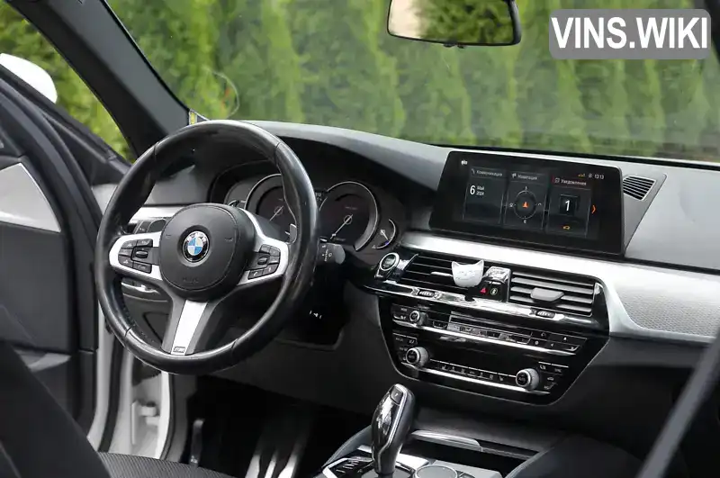 WBAJN51070B264254 BMW 5 Series 2018 Універсал 2.99 л. Фото 9