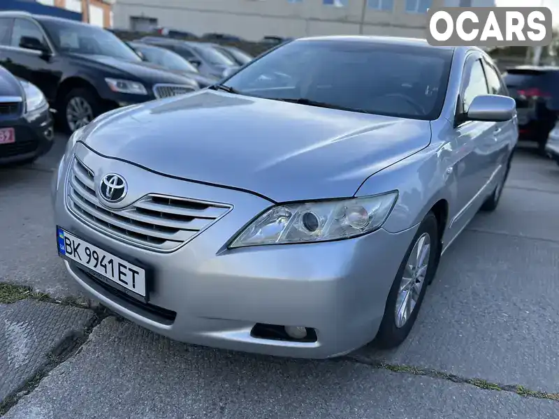 Седан Toyota Camry 2008 2.36 л. Автомат обл. Ровенская, Ровно - Фото 1/21