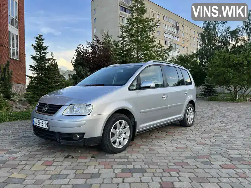 Мінівен Volkswagen Touran 2005 1.98 л. Ручна / Механіка обл. Волинська, Нововолинськ - Фото 1/21