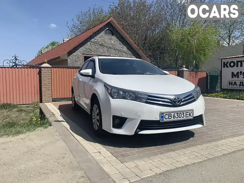 Седан Toyota Corolla 2015 1.33 л. Ручна / Механіка обл. Чернівецька, Чернівці - Фото 1/21