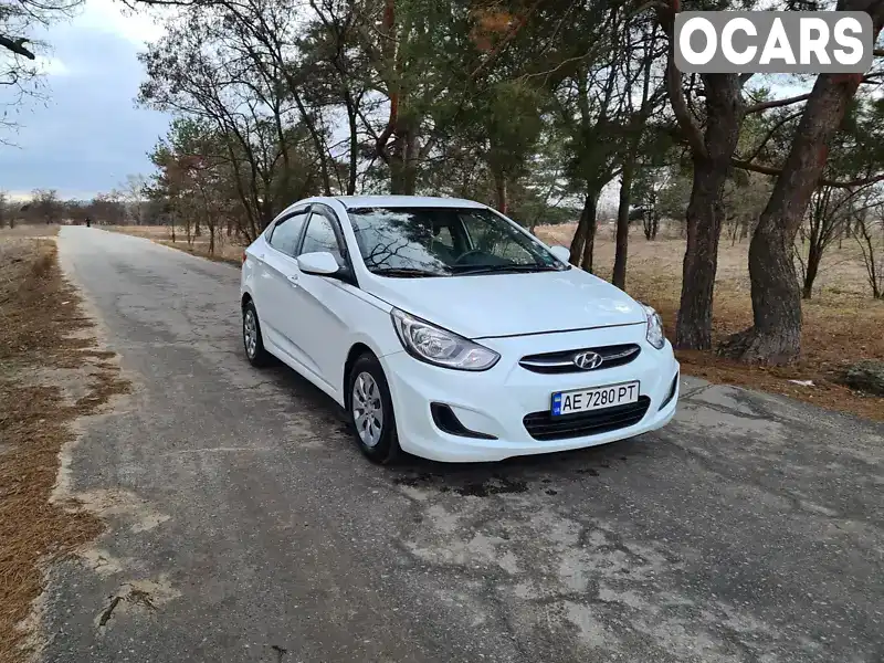 Седан Hyundai Accent 2015 1.59 л. обл. Дніпропетровська, Дніпро (Дніпропетровськ) - Фото 1/8