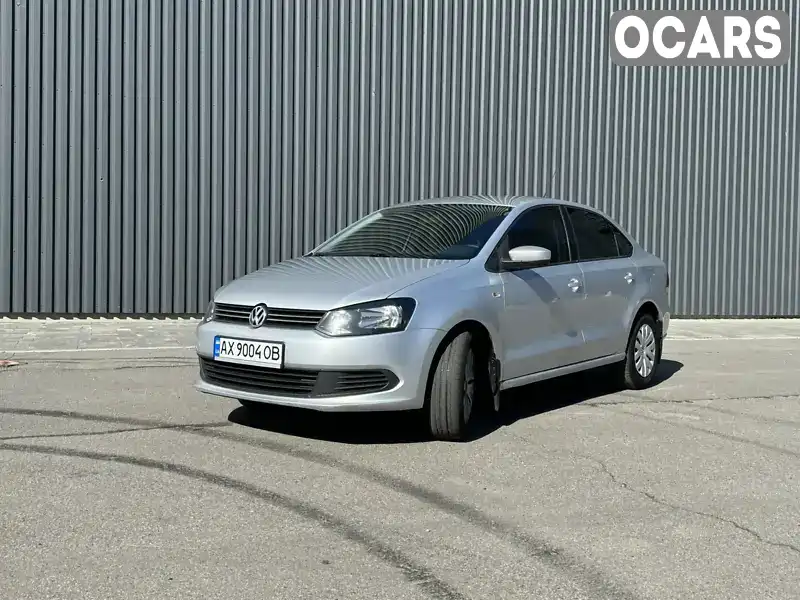 Седан Volkswagen Polo 2012 1.6 л. Автомат обл. Харьковская, Харьков - Фото 1/21