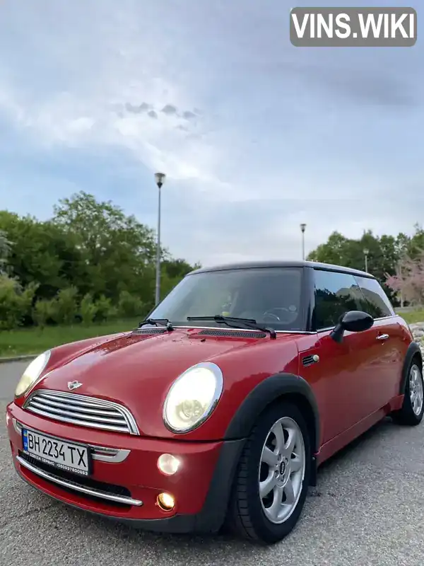 Хетчбек MINI Hatch 2005 1.6 л. Варіатор обл. Закарпатська, Ужгород - Фото 1/21