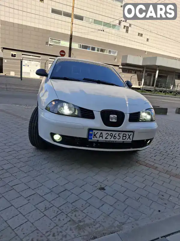 Седан SEAT Cordoba 2004 1.39 л. Ручная / Механика обл. Запорожская, Запорожье - Фото 1/21