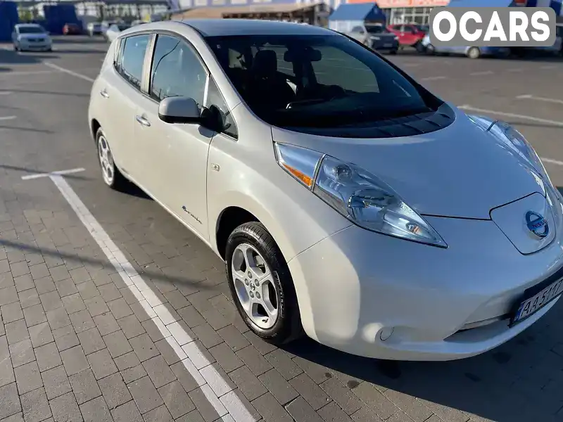 Хетчбек Nissan Leaf 2013 null_content л. Автомат обл. Київська, Київ - Фото 1/17