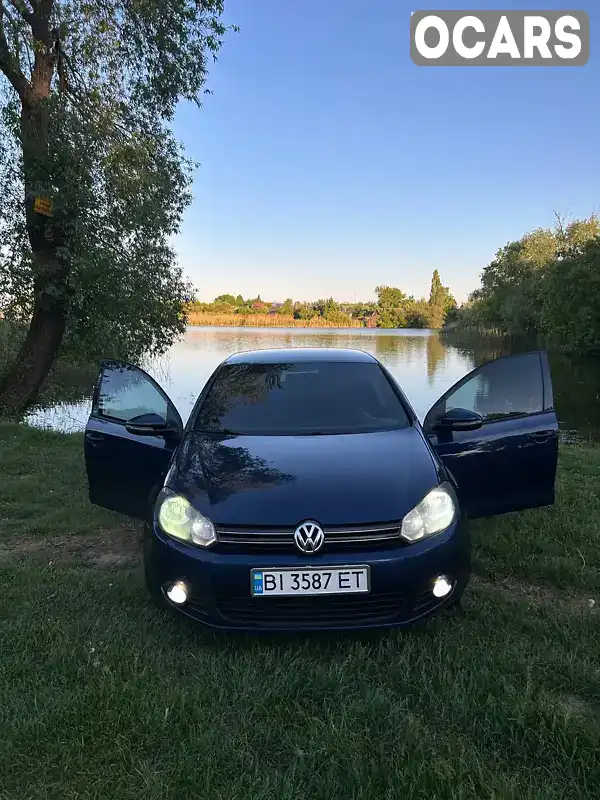 Хетчбек Volkswagen Golf 2012 1.6 л. Ручна / Механіка обл. Полтавська, Карлівка - Фото 1/18