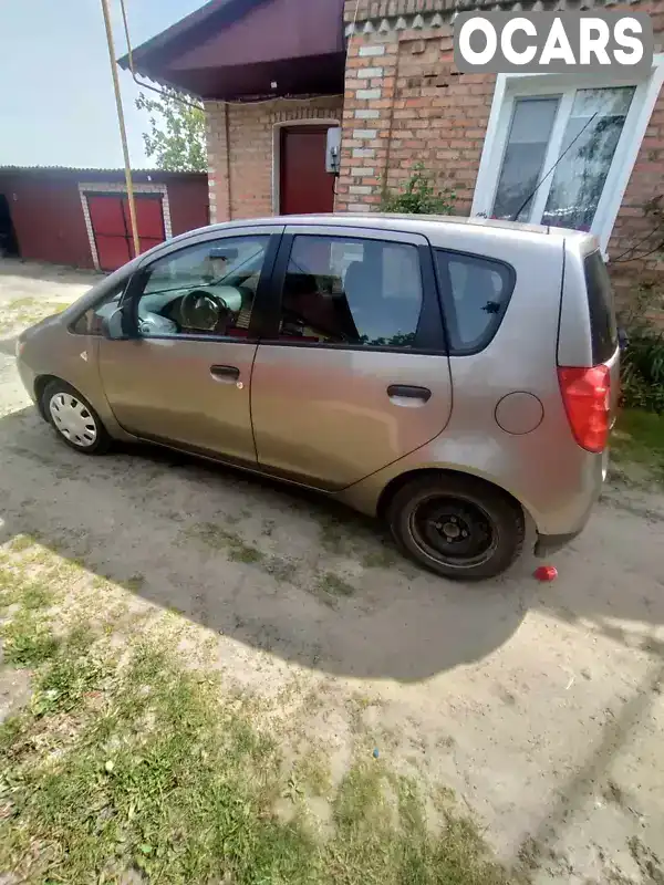 Хэтчбек Mitsubishi Colt 2009 1.1 л. Ручная / Механика обл. Волынская, Рожище - Фото 1/13