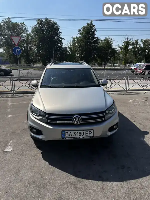 WVGBV7AX8DW546588 Volkswagen Tiguan 2012 Позашляховик / Кросовер 1.98 л. Фото 1