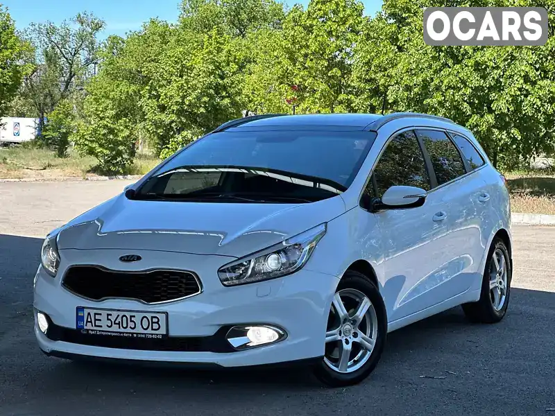 Універсал Kia Ceed 2013 1.6 л. Автомат обл. Дніпропетровська, Дніпро (Дніпропетровськ) - Фото 1/21