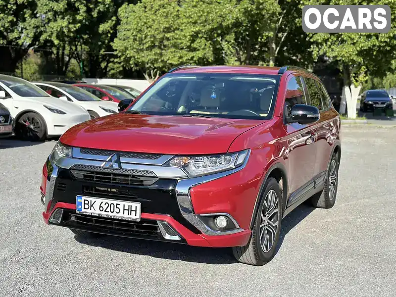 JA4AZ2A33HZ046079 Mitsubishi Outlander 2017 Внедорожник / Кроссовер 2.36 л. Фото 2