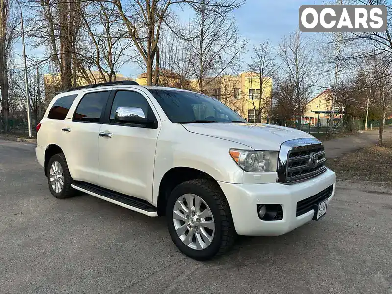 Позашляховик / Кросовер Toyota Sequoia 2013 5.66 л. Автомат обл. Київська, Київ - Фото 1/21