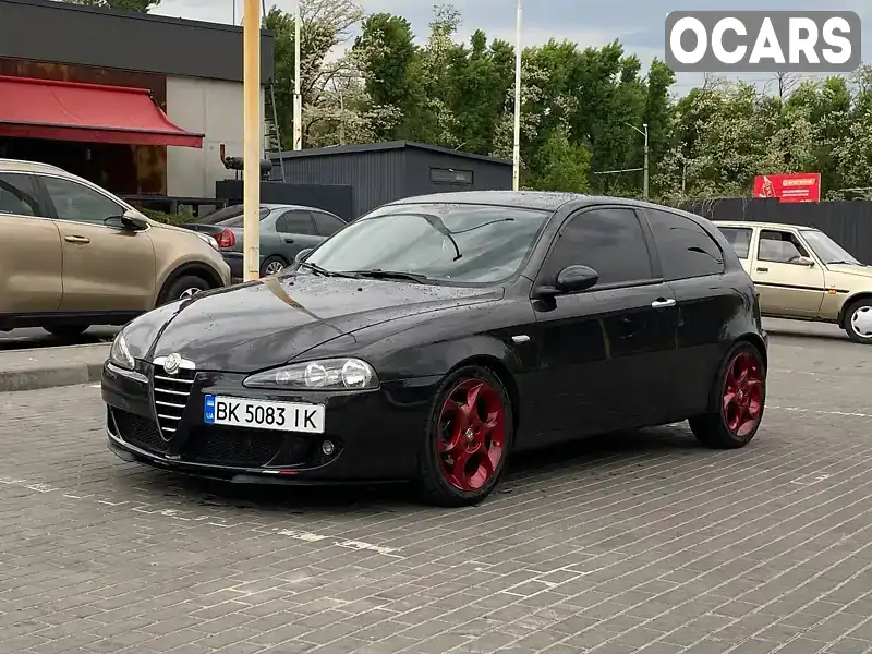 Хетчбек Alfa Romeo 147 2005 1.91 л. Ручна / Механіка обл. Дніпропетровська, Дніпро (Дніпропетровськ) - Фото 1/13