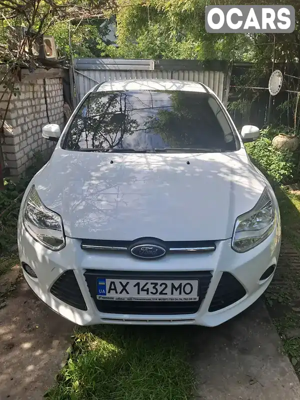 Хэтчбек Ford Focus 2013 1.6 л. Ручная / Механика обл. Кировоградская, Светловодск - Фото 1/10