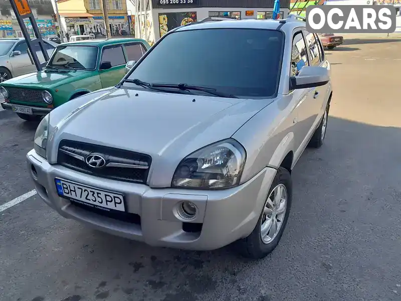 Позашляховик / Кросовер Hyundai Tucson 2008 1.98 л. Ручна / Механіка обл. Одеська, Подільськ (Котовськ) - Фото 1/9