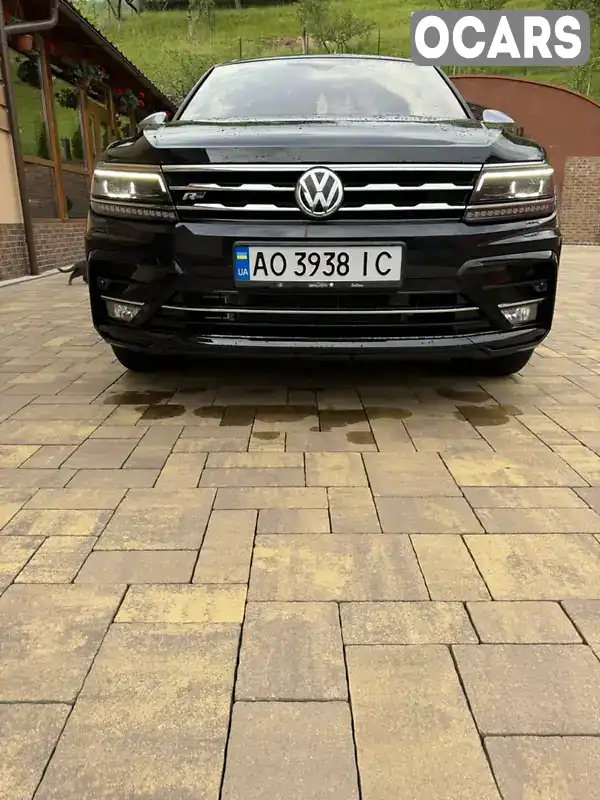 Позашляховик / Кросовер Volkswagen Tiguan 2019 1.99 л. Автомат обл. Закарпатська, Іршава - Фото 1/21