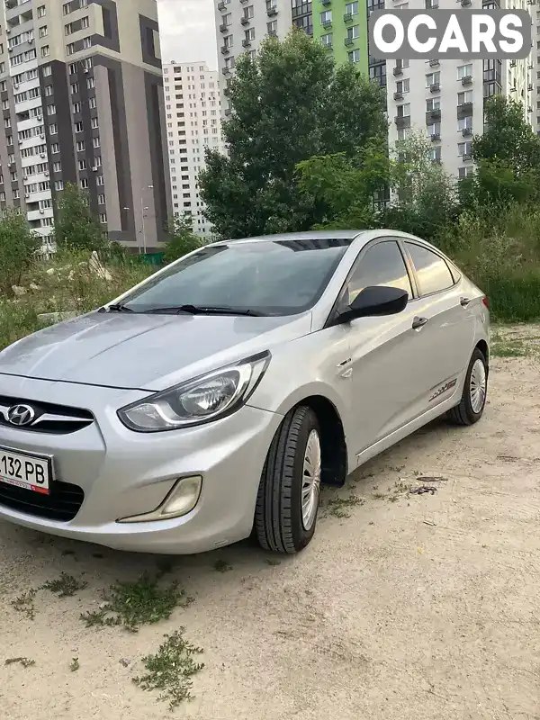 Седан Hyundai Accent 2011 1.4 л. Ручная / Механика обл. Киевская, Киев - Фото 1/21