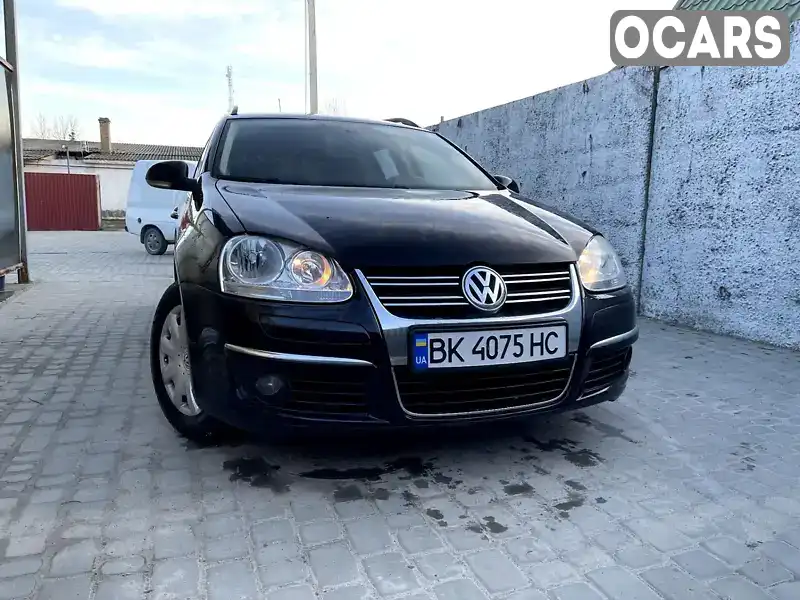 Універсал Volkswagen Golf 2008 1.9 л. Ручна / Механіка обл. Рівненська, Рокитне - Фото 1/21