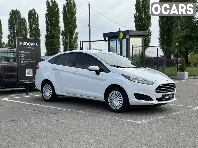 Седан Ford Fiesta 2017 1.6 л. Автомат обл. Полтавська, Кременчук - Фото 1/21