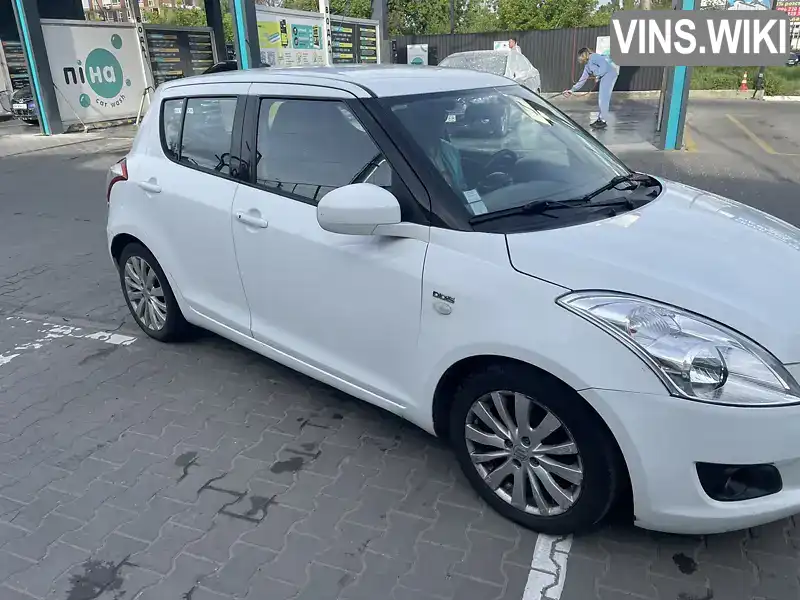 Хетчбек Suzuki Swift 2012 1.25 л. Ручна / Механіка обл. Київська, Вишневе - Фото 1/21