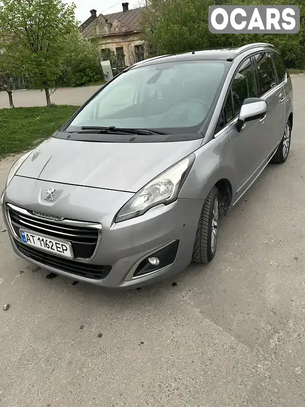 VF30ARHHAFS105763 Peugeot 5008 2015 Мікровен 2 л. Фото 1