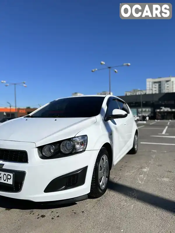 Хетчбек Chevrolet Aveo 2011 1.4 л. Автомат обл. Харківська, Харків - Фото 1/21