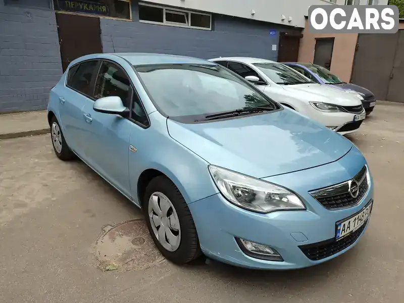 W0LPD6ED9A8063097 Opel Astra 2010 Хетчбек 1.6 л. Фото 1