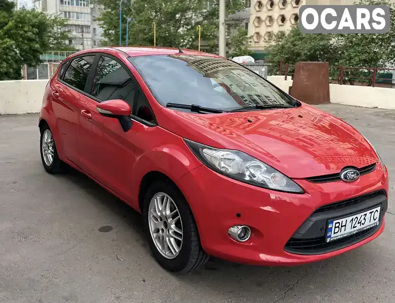 WF0JXXGAJJCR67870 Ford Fiesta 2012 Хетчбек 1.39 л. Фото 2