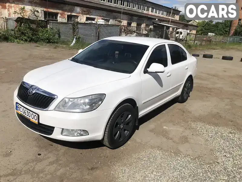 Лифтбек Skoda Octavia 2010 1.6 л. Ручная / Механика обл. Львовская, Золочев - Фото 1/16