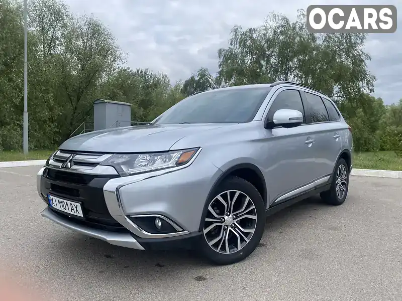 Позашляховик / Кросовер Mitsubishi Outlander 2015 2.36 л. Варіатор обл. Київська, Бровари - Фото 1/16