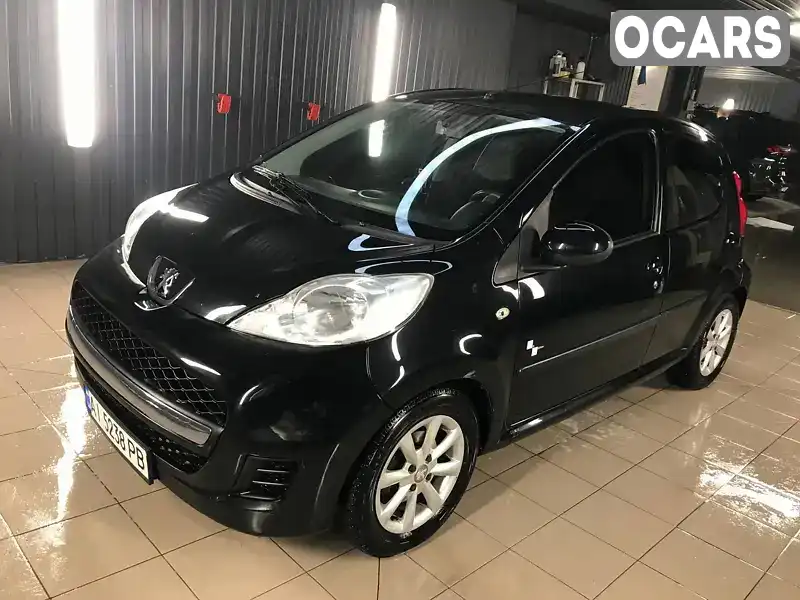 Хетчбек Peugeot 107 2011 1 л. Робот обл. Київська, Київ - Фото 1/16