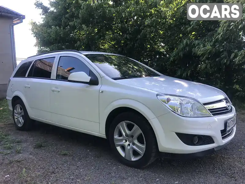 W0L0AHL35A2054503 Opel Astra 2010 Універсал 1.69 л. Фото 1