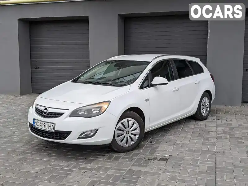 Універсал Opel Astra 2011 1.7 л. Ручна / Механіка обл. Черкаська, Черкаси - Фото 1/21