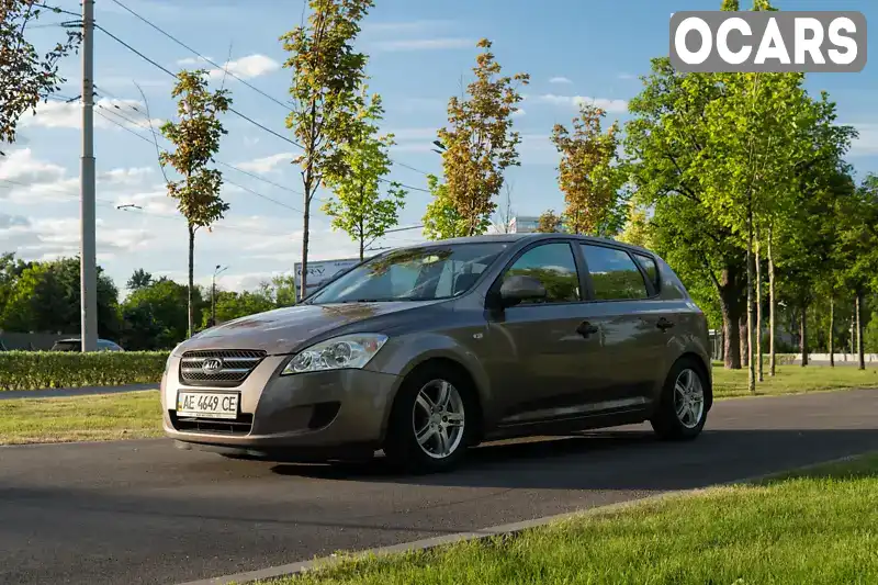 Хетчбек Kia Ceed 2008 1.4 л. Ручна / Механіка обл. Дніпропетровська, Дніпро (Дніпропетровськ) - Фото 1/21