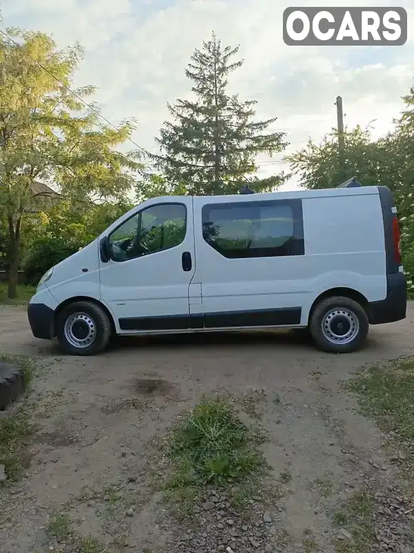 Мінівен Opel Vivaro 2011 2.5 л. Ручна / Механіка обл. Дніпропетровська, Кривий Ріг - Фото 1/9