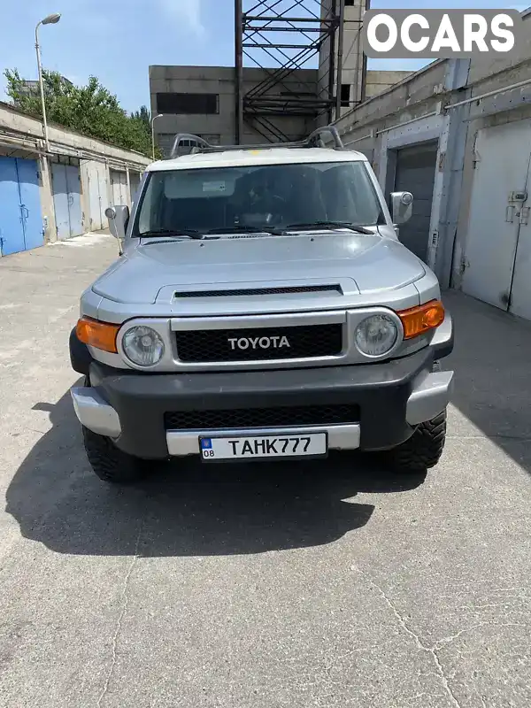 Внедорожник / Кроссовер Toyota FJ Cruiser 2006 4 л. Автомат обл. Закарпатская, Ужгород - Фото 1/11