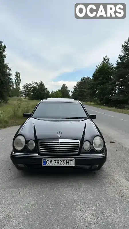 Седан Mercedes-Benz E-Class 1997 4.3 л. Автомат обл. Черкаська, Звенигородка - Фото 1/16