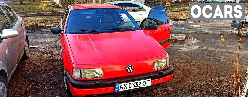 Седан Volkswagen Passat 1988 1.6 л. Ручна / Механіка обл. Харківська, Харків - Фото 1/8