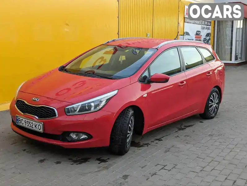 U5YHM816AEL071329 Kia Ceed 2013 Универсал 1.58 л. Фото 8