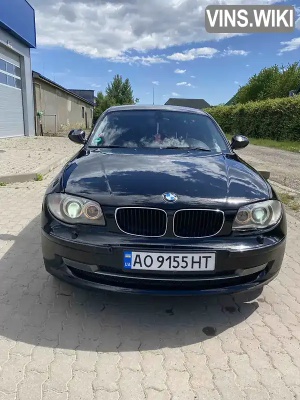 Хетчбек BMW 1 Series 2009 2 л. Ручна / Механіка обл. Закарпатська, Мукачево - Фото 1/13