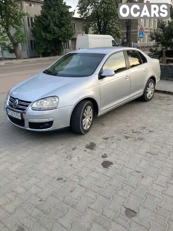 Седан Volkswagen Jetta 2006 1.6 л. Ручная / Механика обл. Ивано-Франковская, Коломыя - Фото 1/7