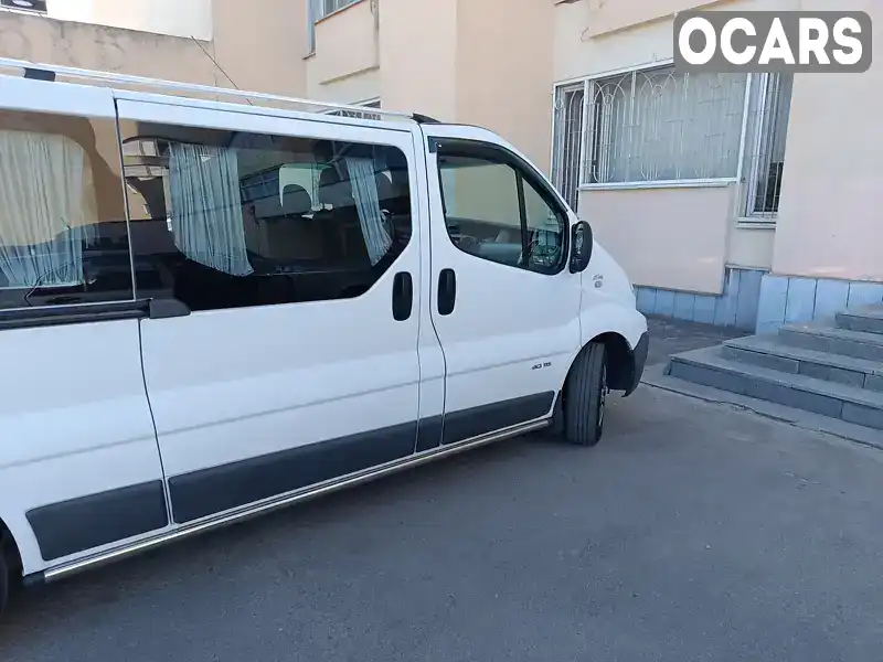 Мінівен Renault Trafic 2010 2 л. Ручна / Механіка обл. Київська, Славутич - Фото 1/17