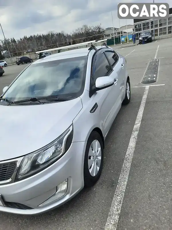 Седан Kia Rio 2013 1.6 л. Ручная / Механика обл. Киевская, Киев - Фото 1/11