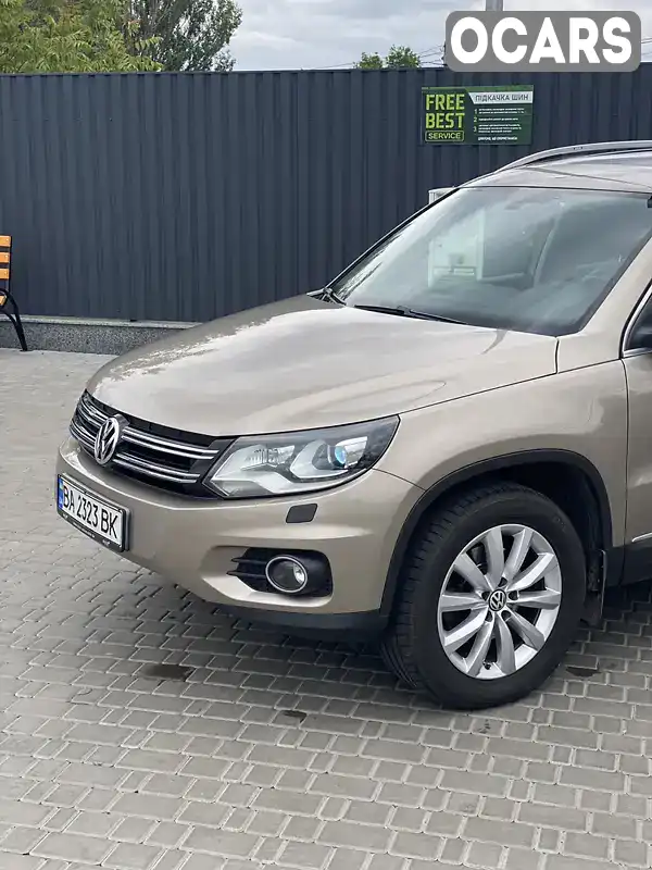 WVGZZZ5NZCW050373 Volkswagen Tiguan 2011 Внедорожник / Кроссовер 2 л. Фото 2