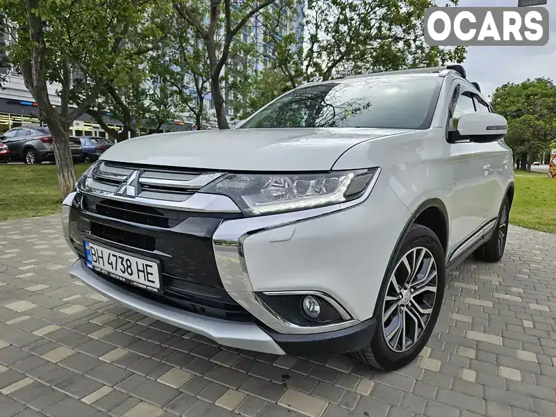 JMBXTGF3WGZ000217 Mitsubishi Outlander 2016 Позашляховик / Кросовер 2.4 л. Фото 2