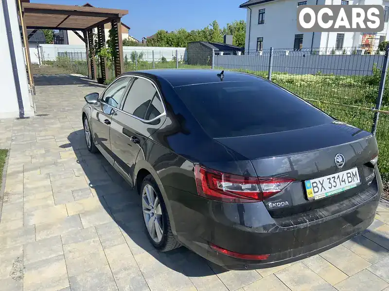 TMBCJ7NPXG7023649 Skoda Superb 2015 Ліфтбек 1.97 л. Фото 3