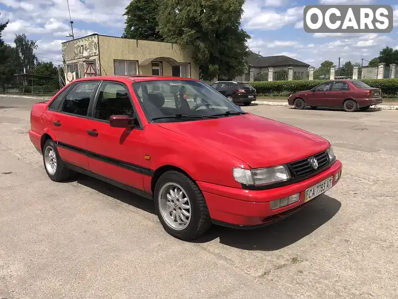 Седан Volkswagen Passat 1994 1.97 л. Ручна / Механіка обл. Київська, Переяслав - Фото 1/21